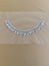 Ezüstszínű Haute Couture gallér